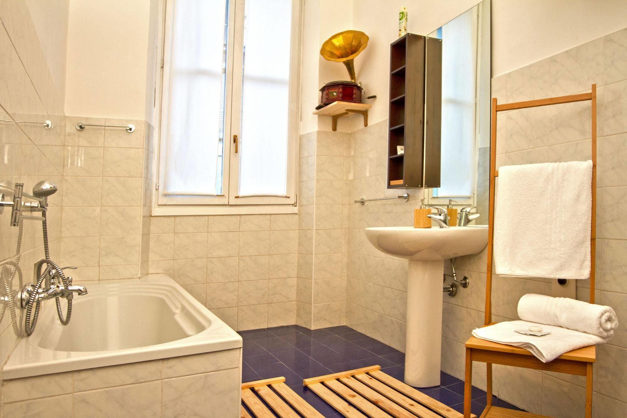 Innperfect Suite Milan Extérieur photo